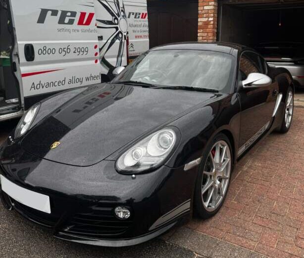 Porsche Cayman R
