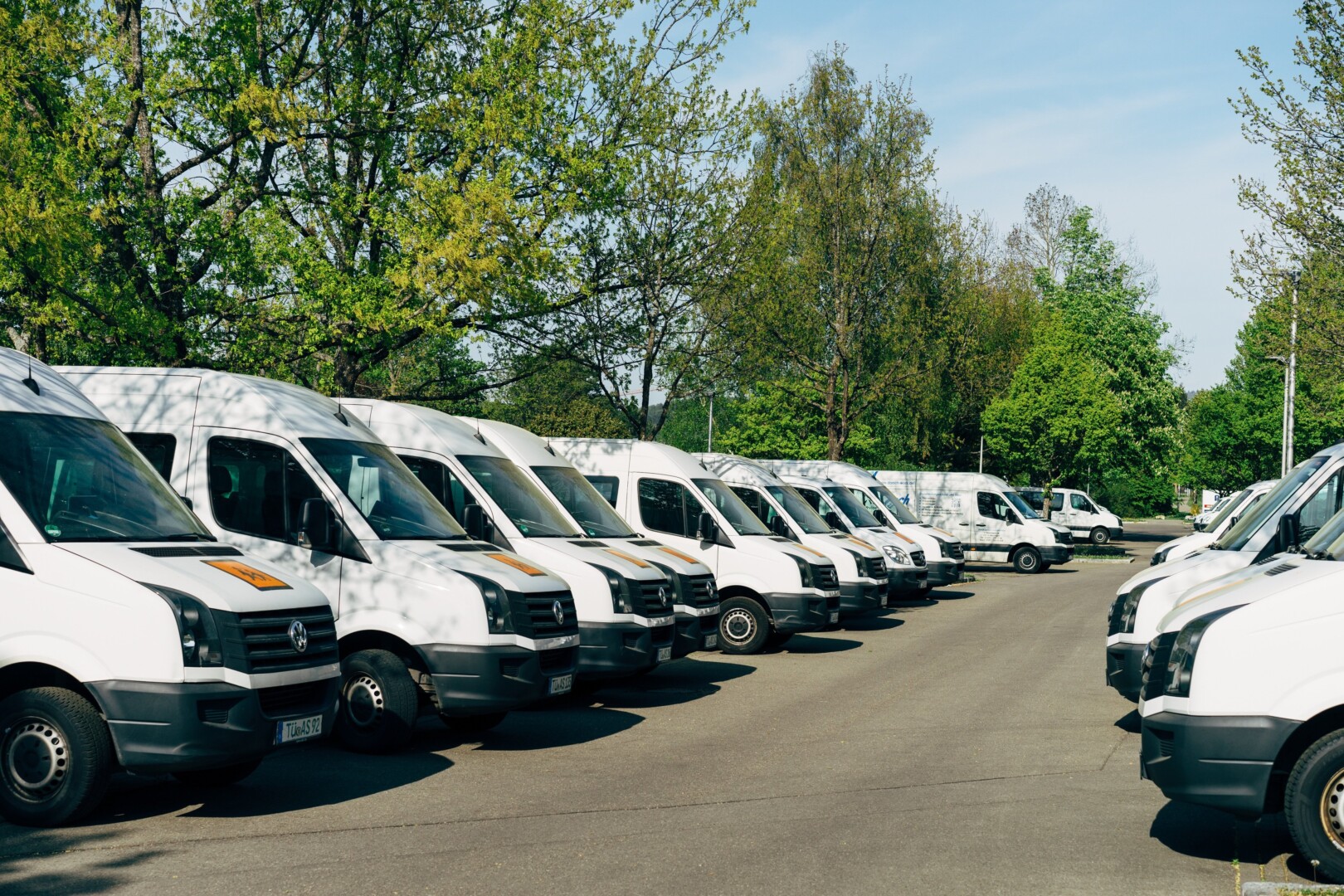 Drivers warned over sky-high lease return charges as 76-plate season begins